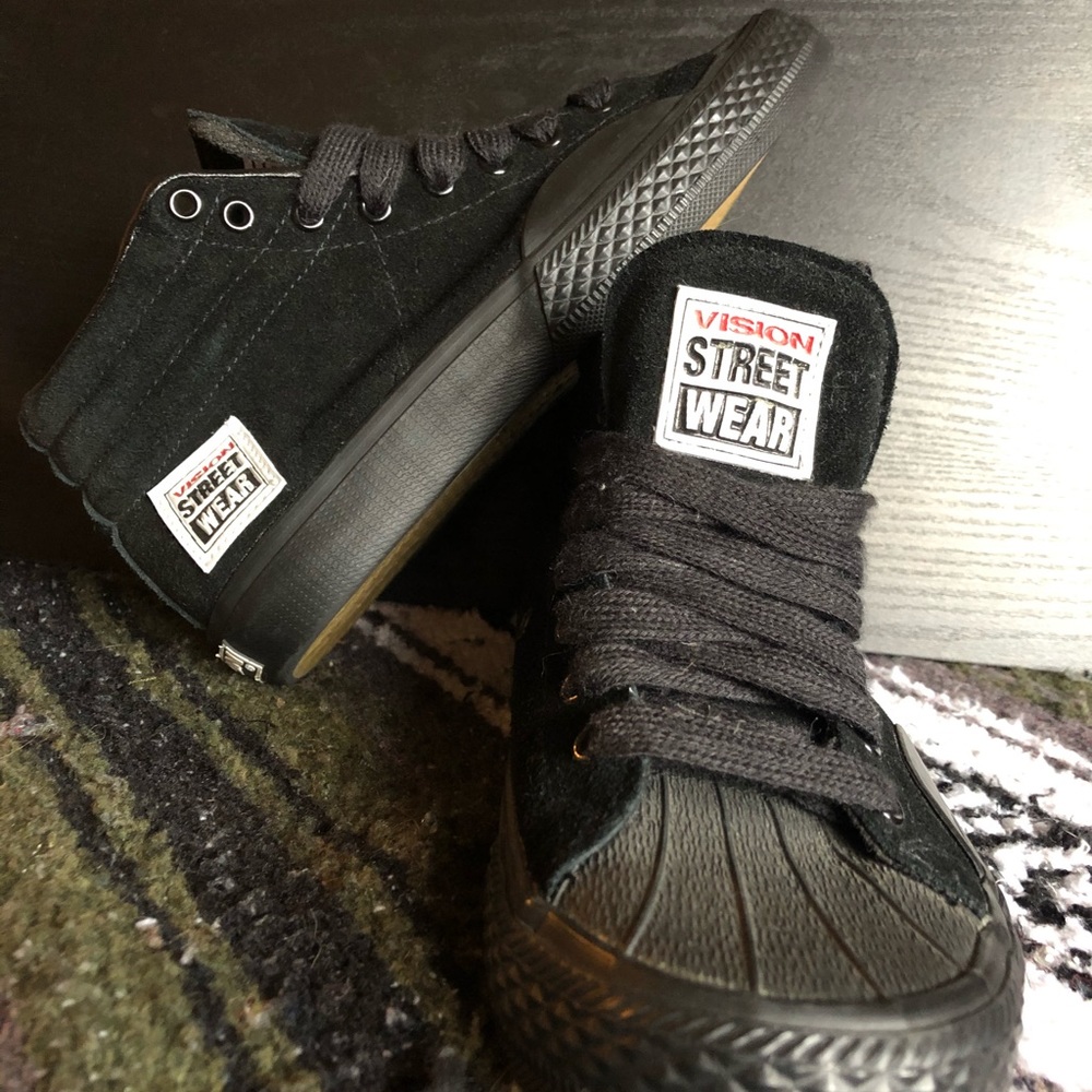 Vision Street Wear Sneakers.